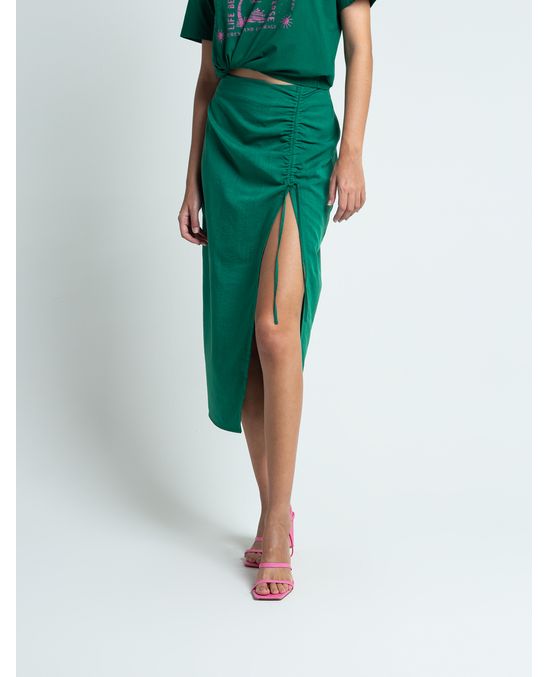 Falda con recogido en lateral