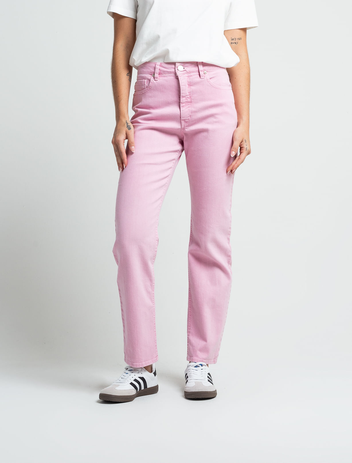 Pantalón cinco bolsillos