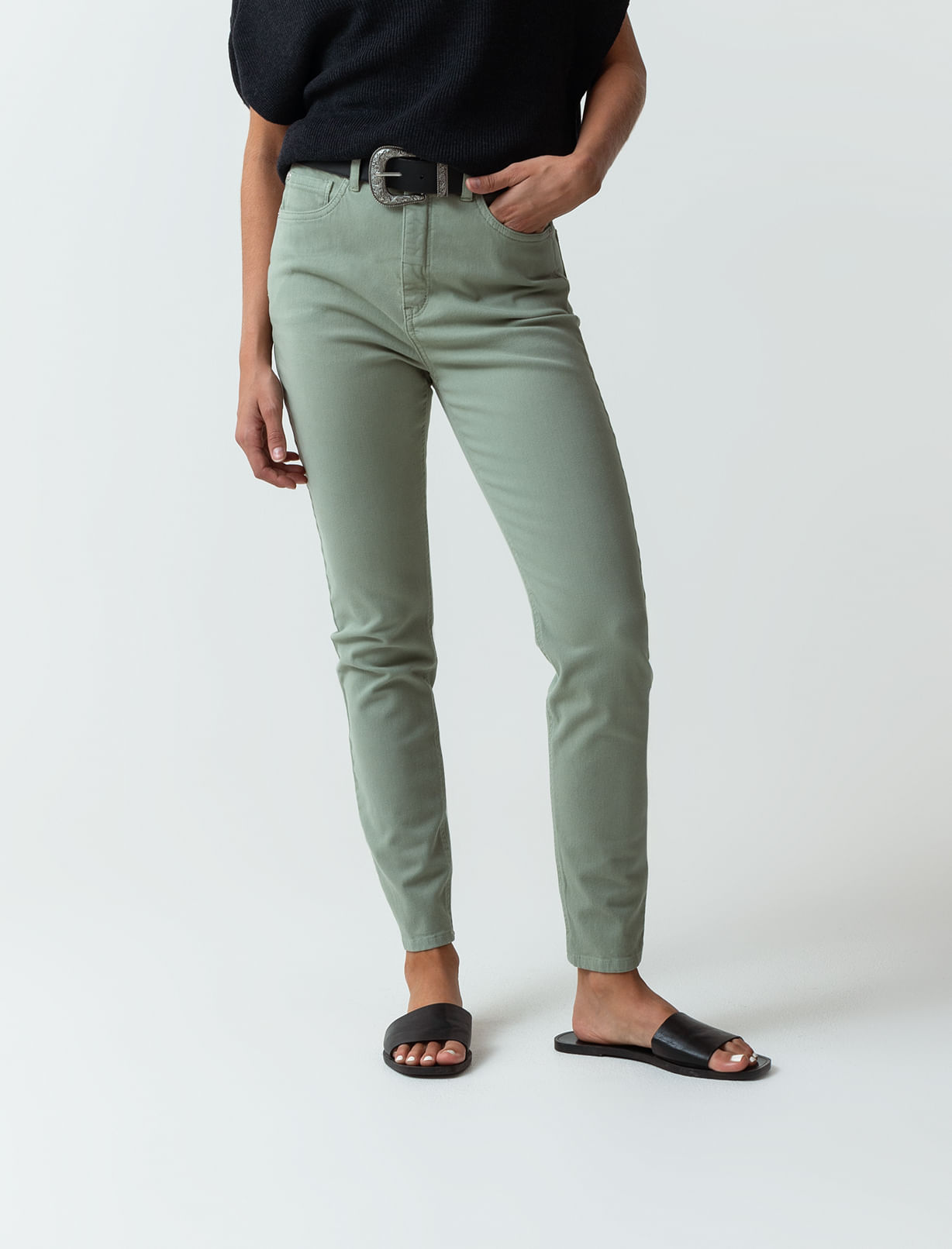 Pantalón skinny clásico