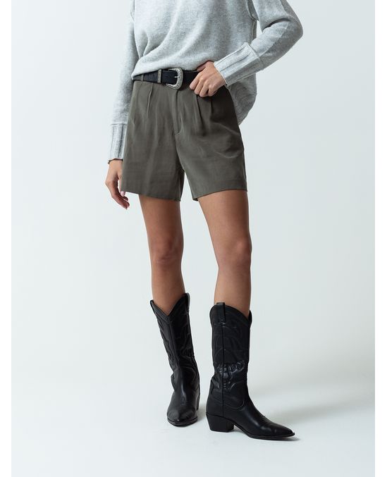 Short de tela fluida