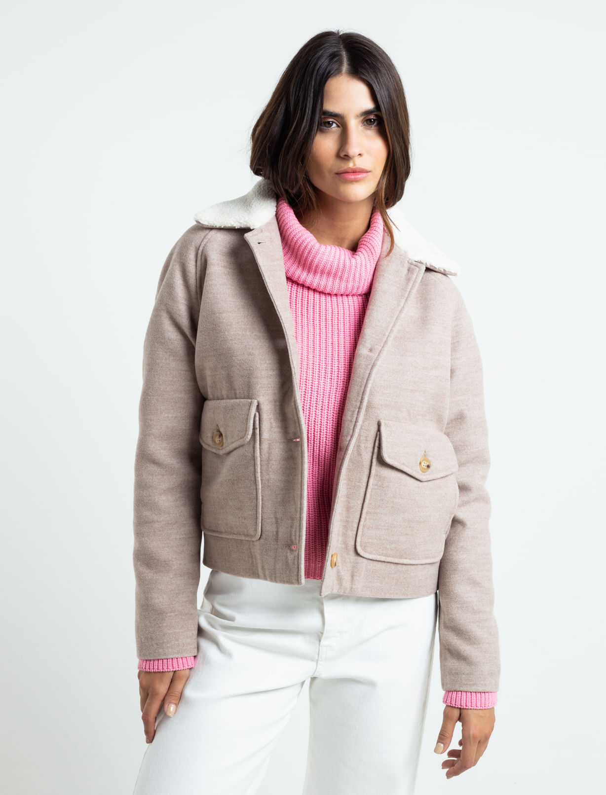 Chaqueta con cuello afelpado