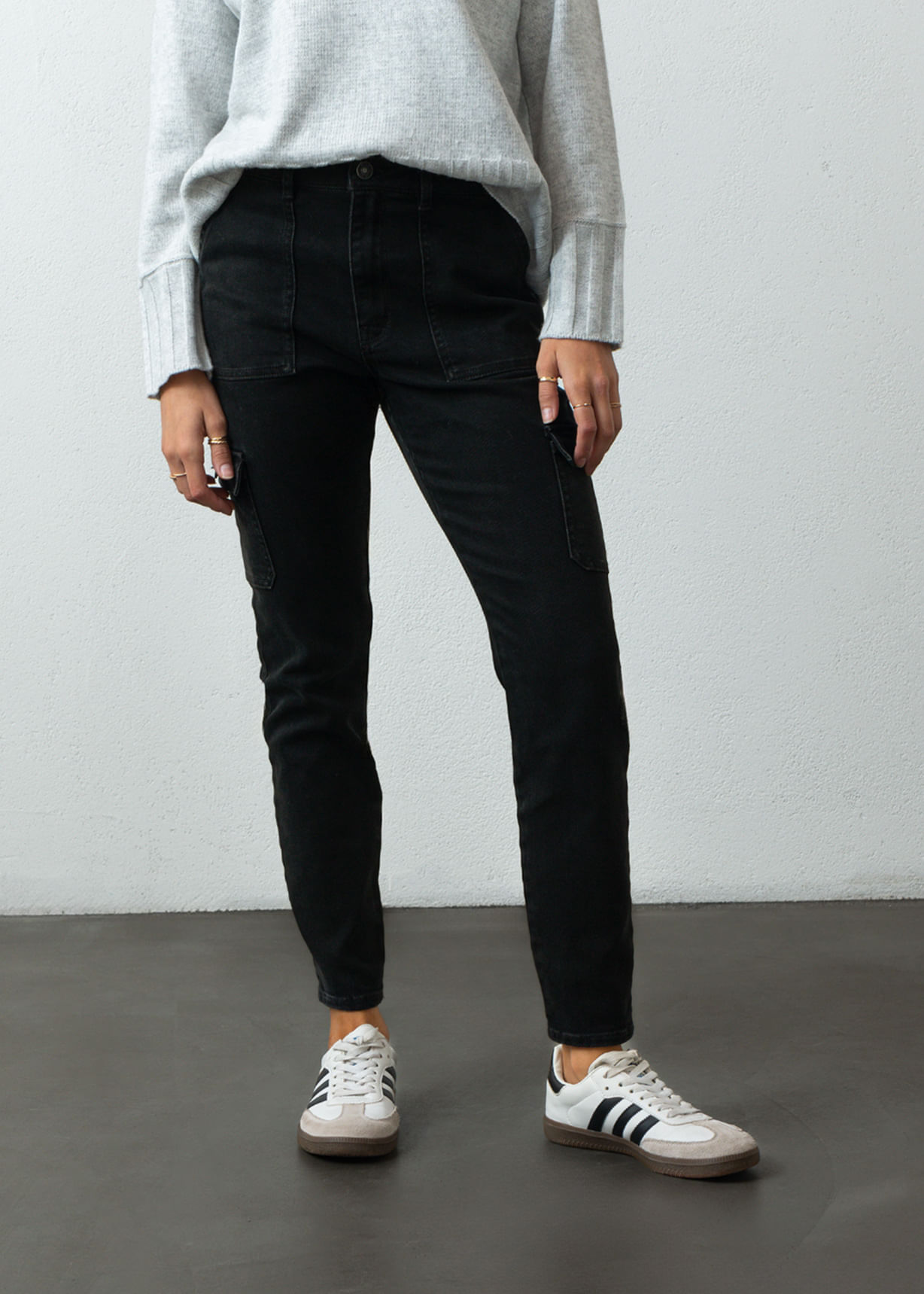 Jean Skinny con bolsillos de parche