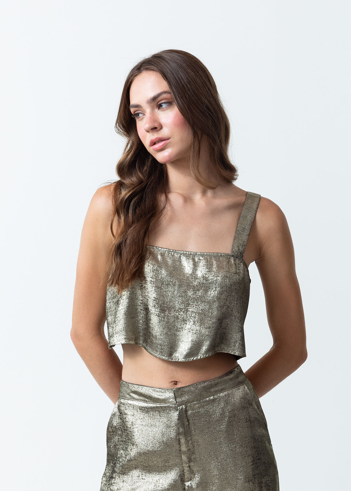 Camisa tipo crop top