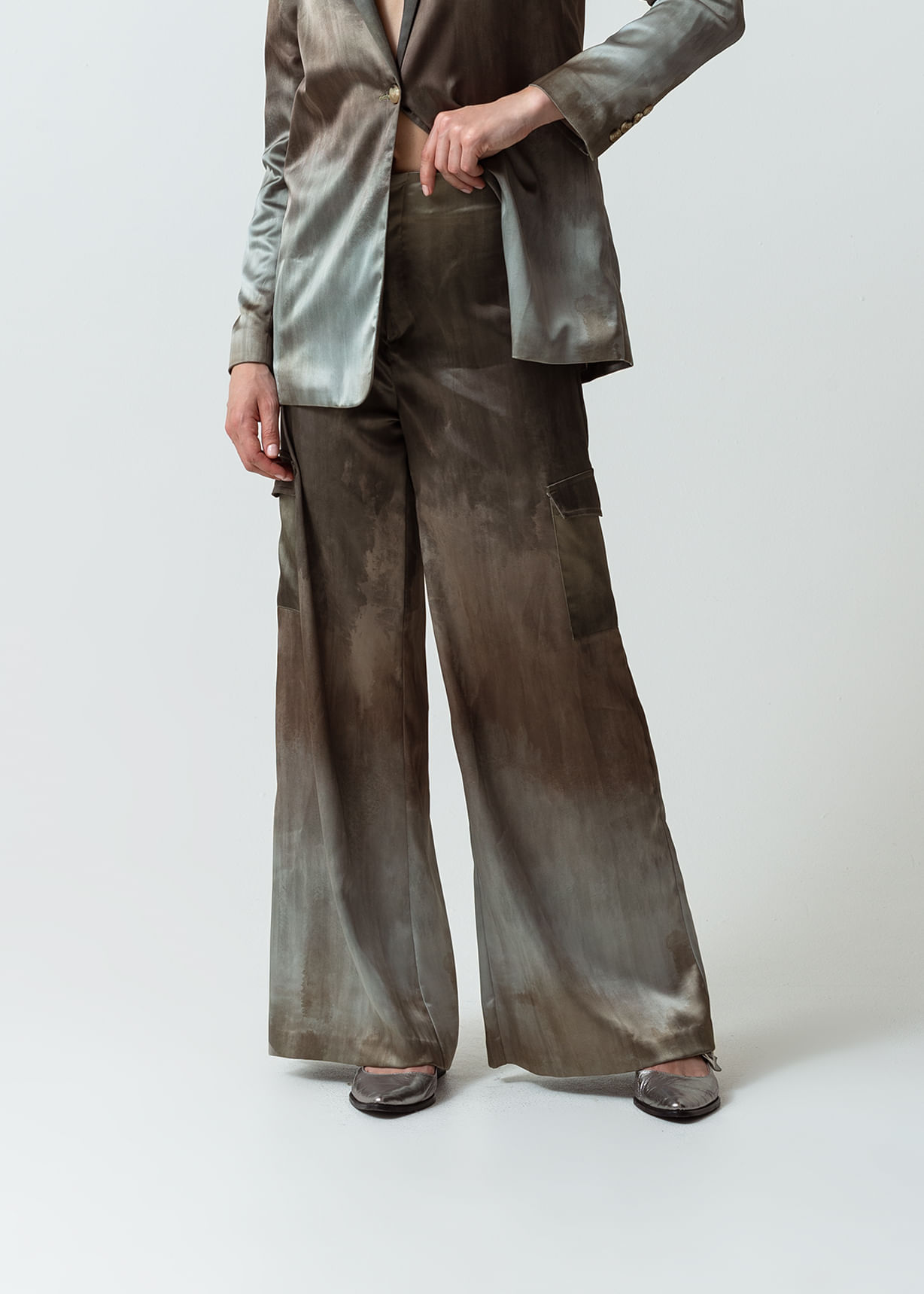 Pantalón estampado de bota amplia