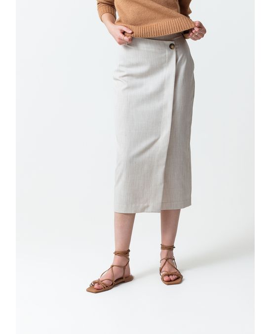 Falda con ajuste asimétrico