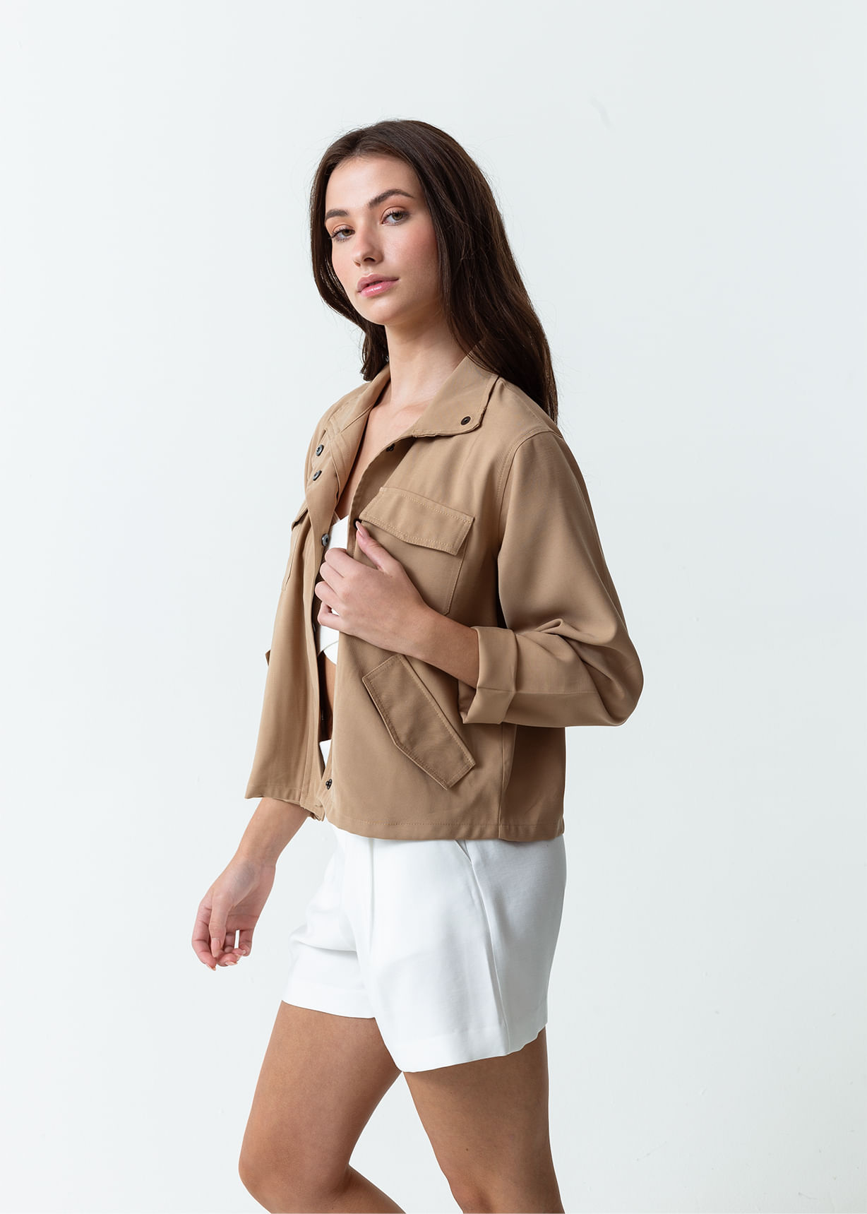 Chaqueta con bolsillos de parche