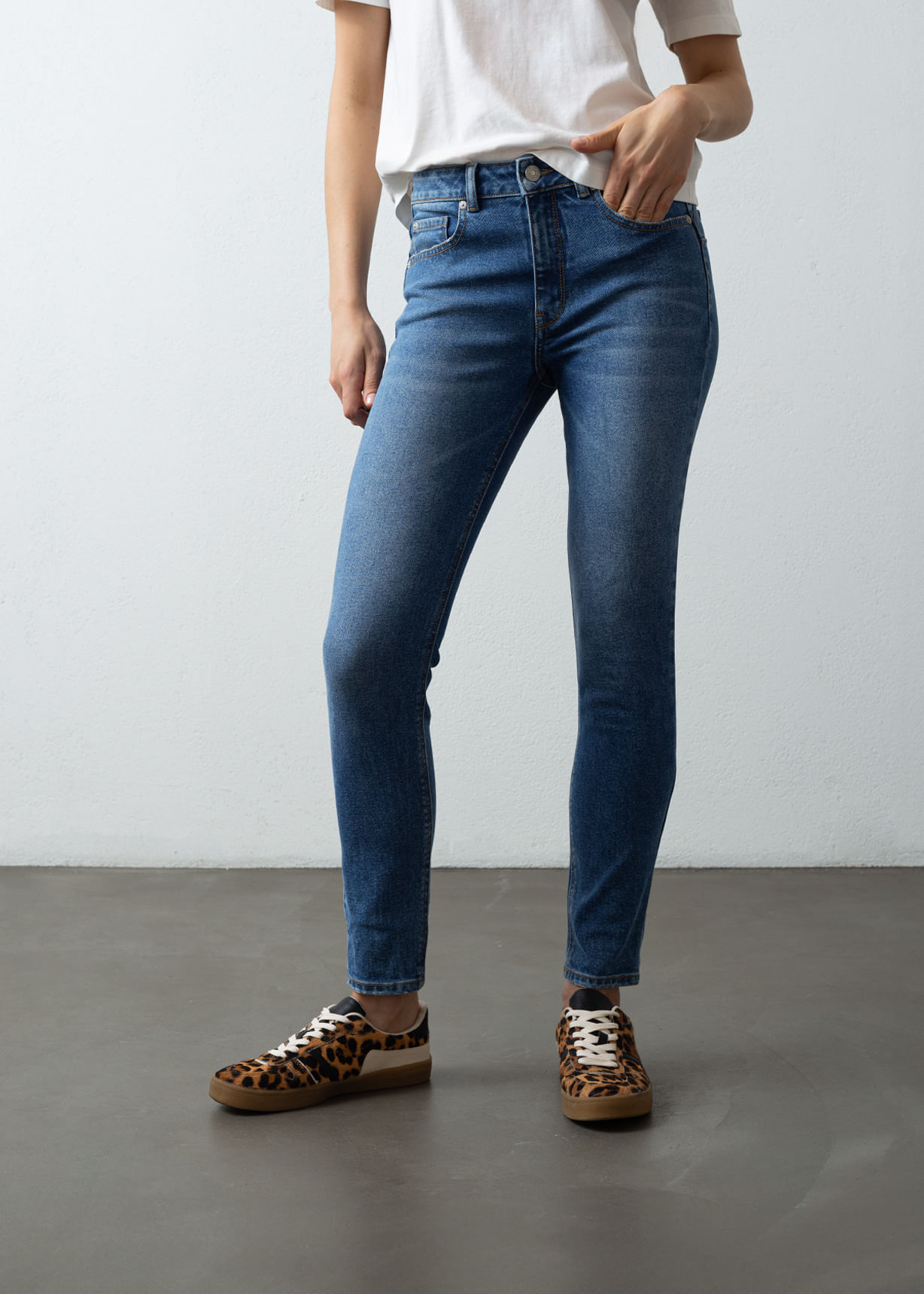 Jean Skinny tono medio