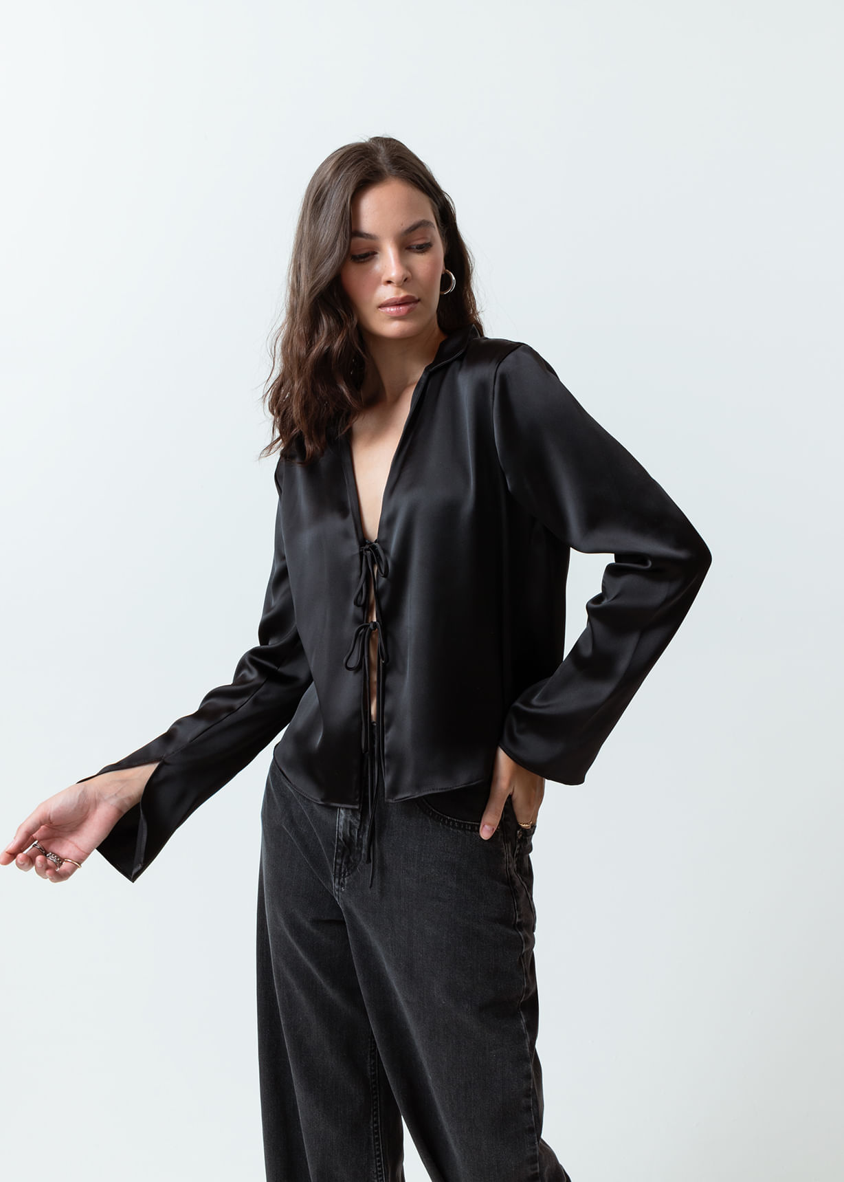 Camisa en tela tipo satín