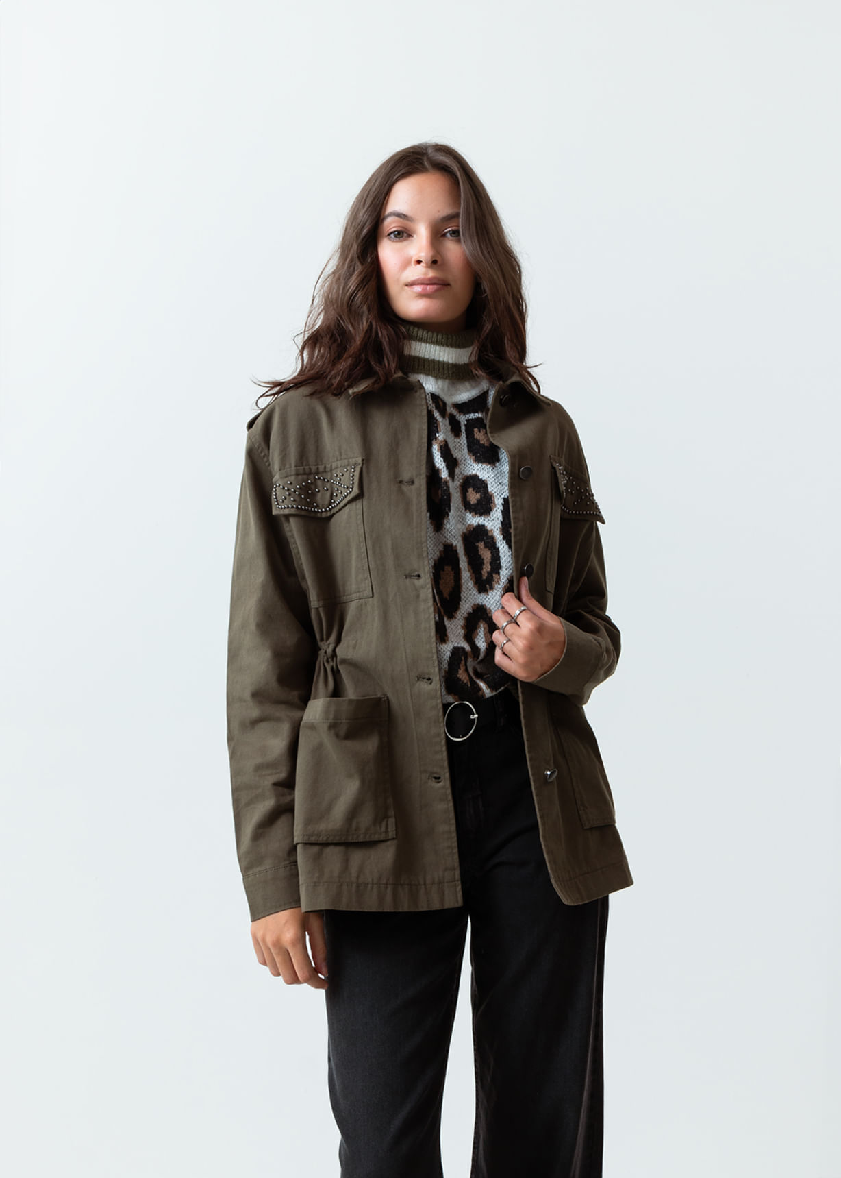 Chaqueta con bolsillos de parche