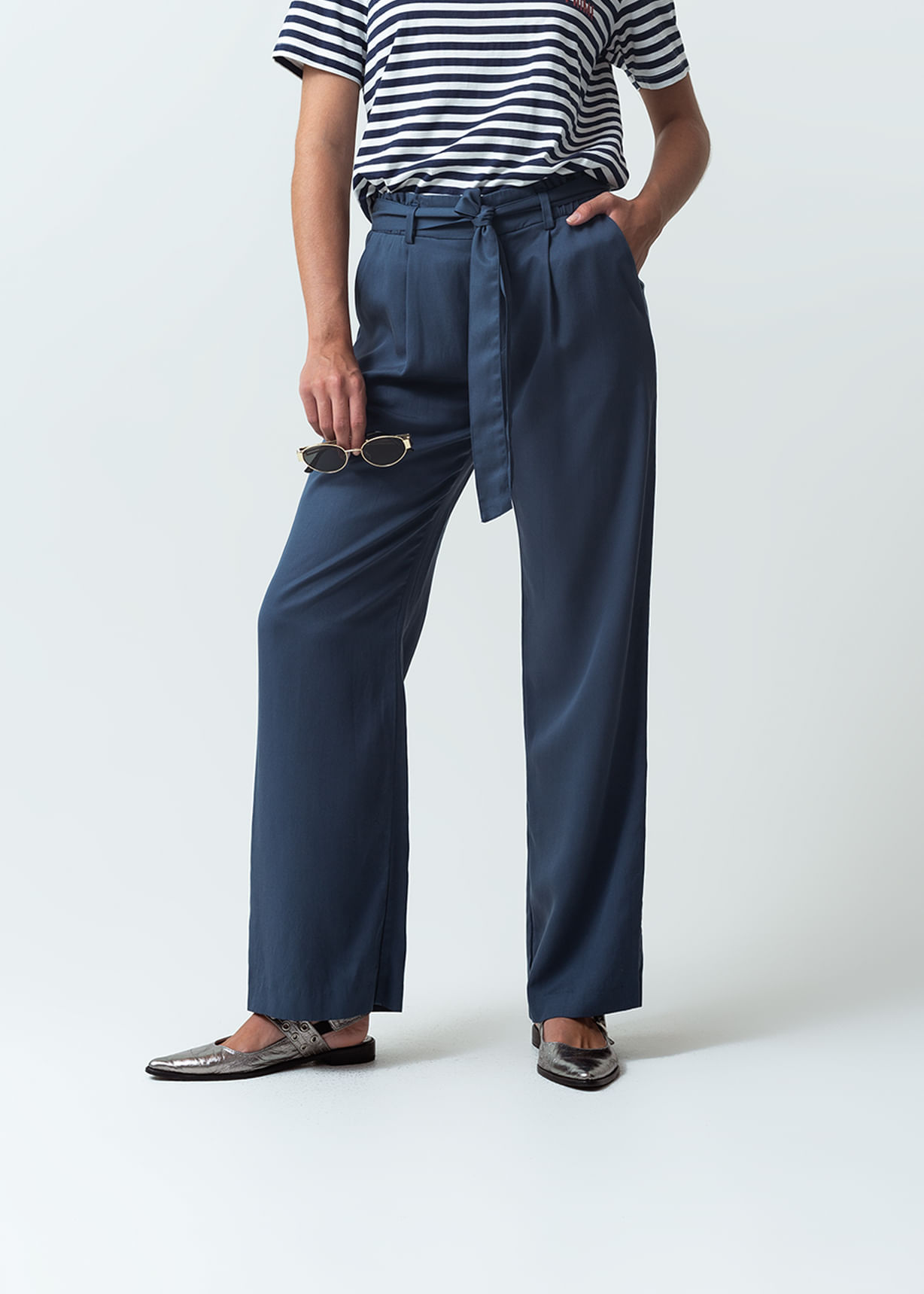 Pantalón elegante de bota recta