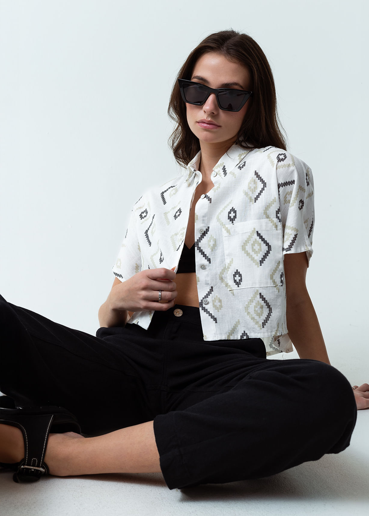 Camisa de diseño abierto