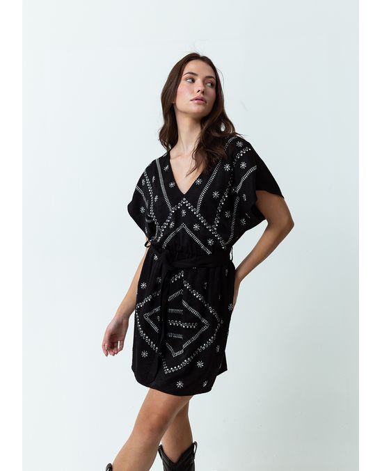 Vestido con apliques brillantes