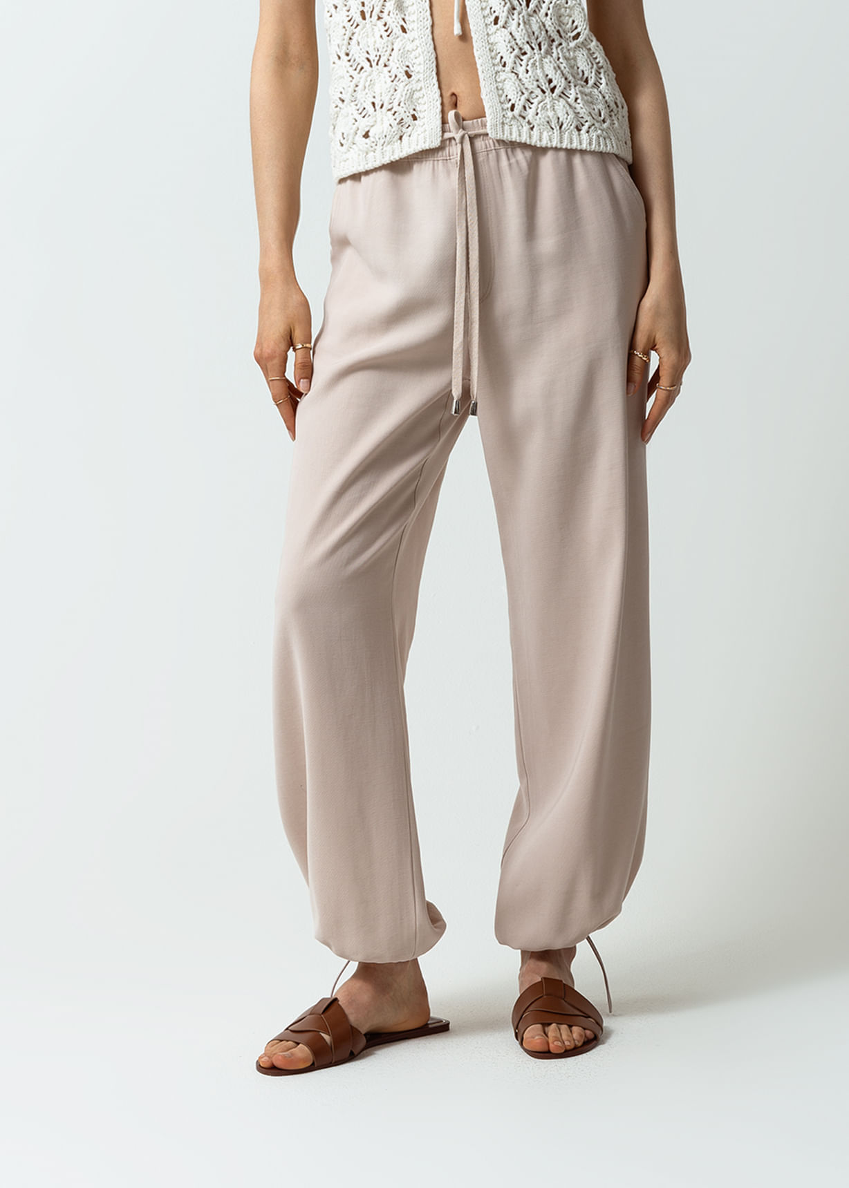 Pantalón con elástico en cintura