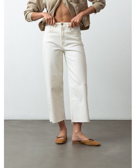 Pantalón con largo tobillero