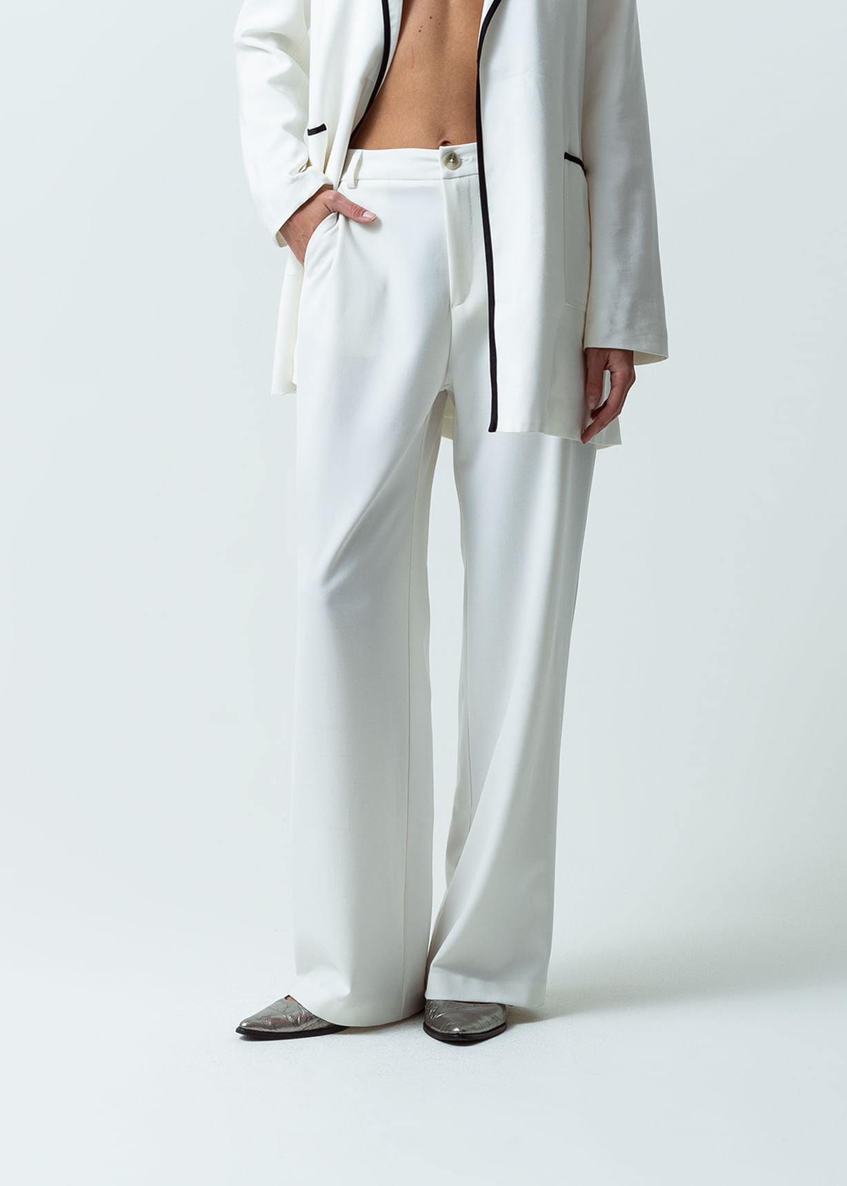 Pantalón elegante de bota recta