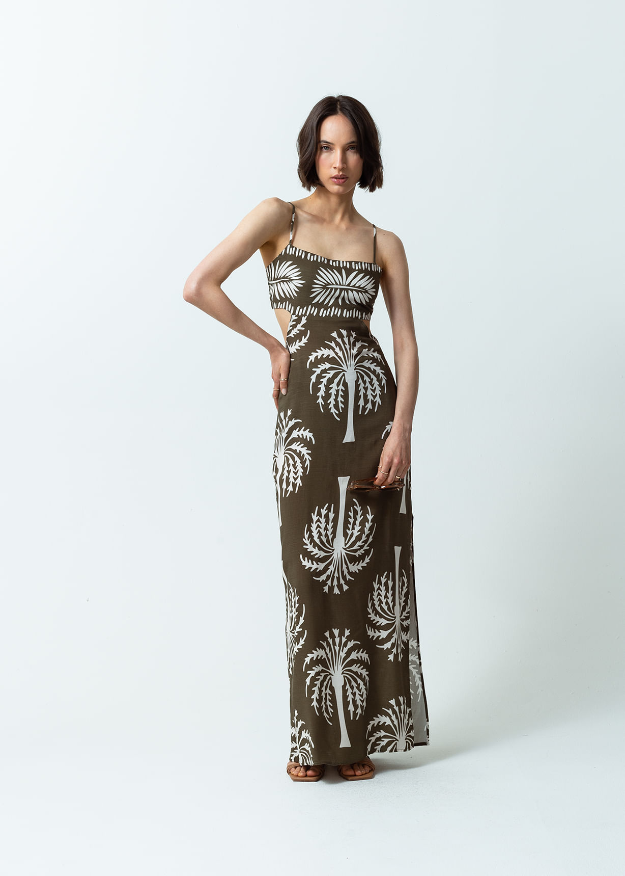 Vestido con estampado de palmeras