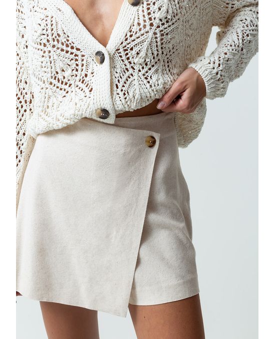 Falda corta tipo short