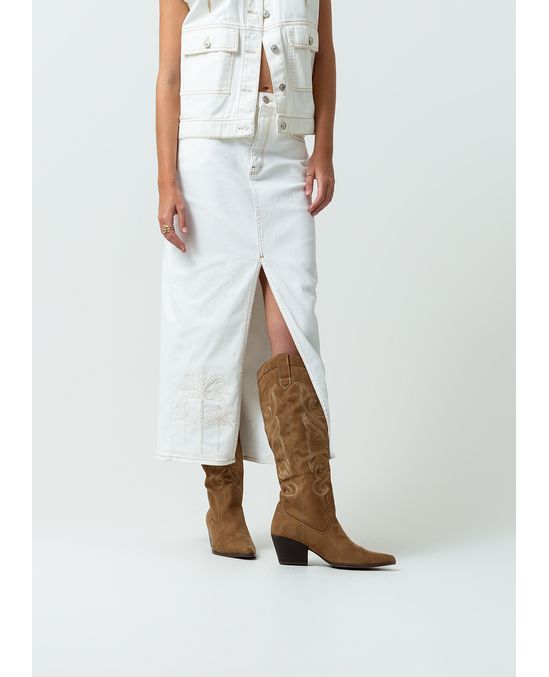 Falda larga con detalles bordados