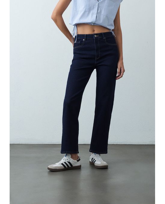 Jean Straight tiro medio bota recta