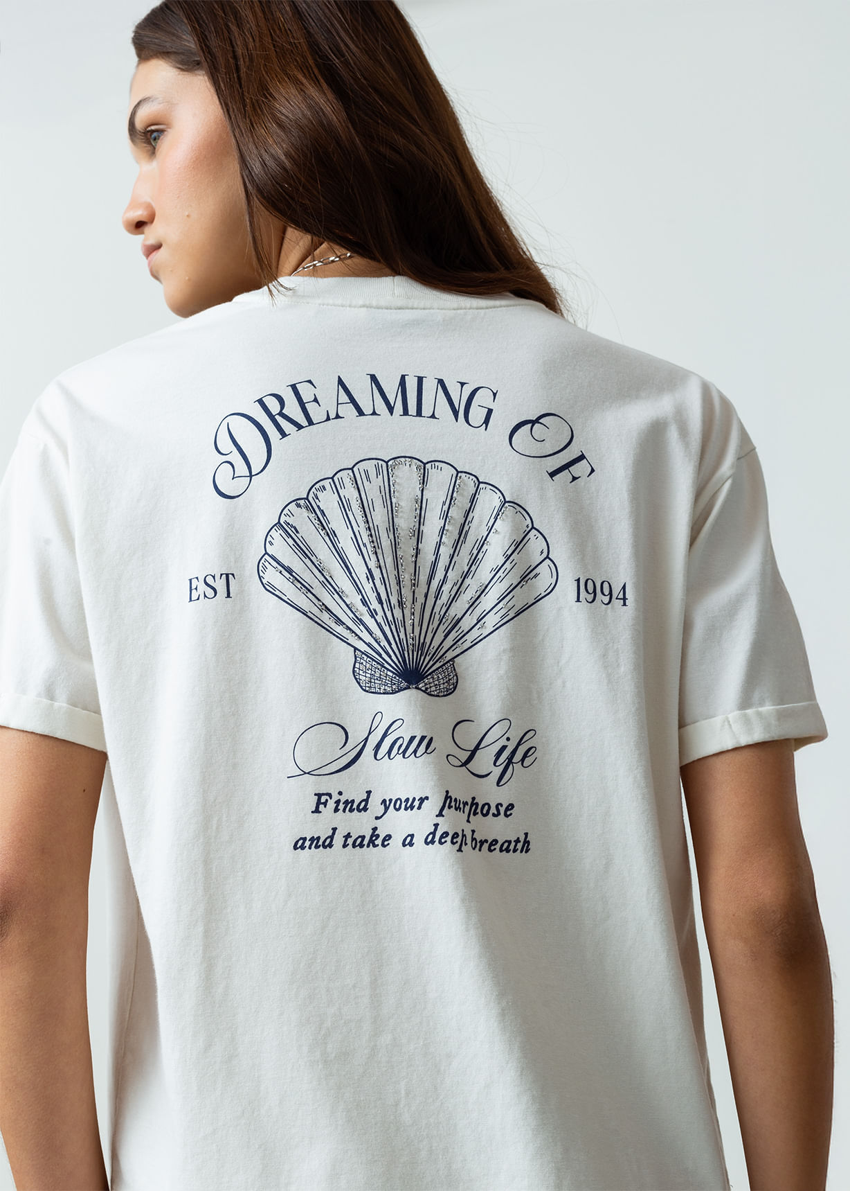 Camiseta manga corta estampada en espalda