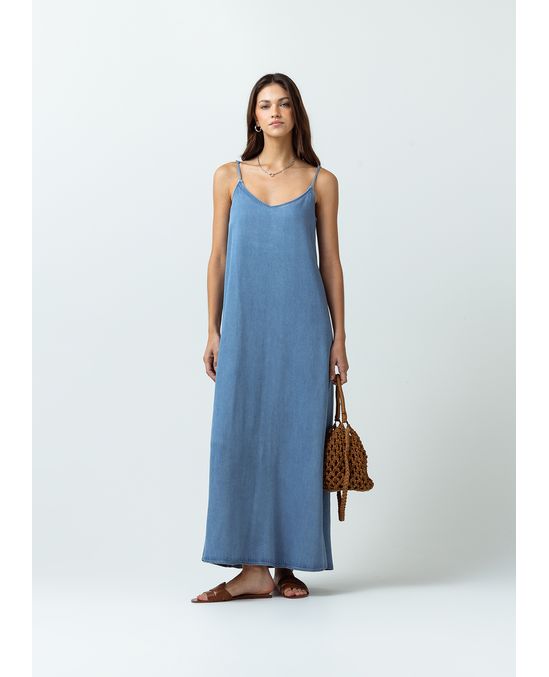 Vestido largo en denim perfecto para planes casuales