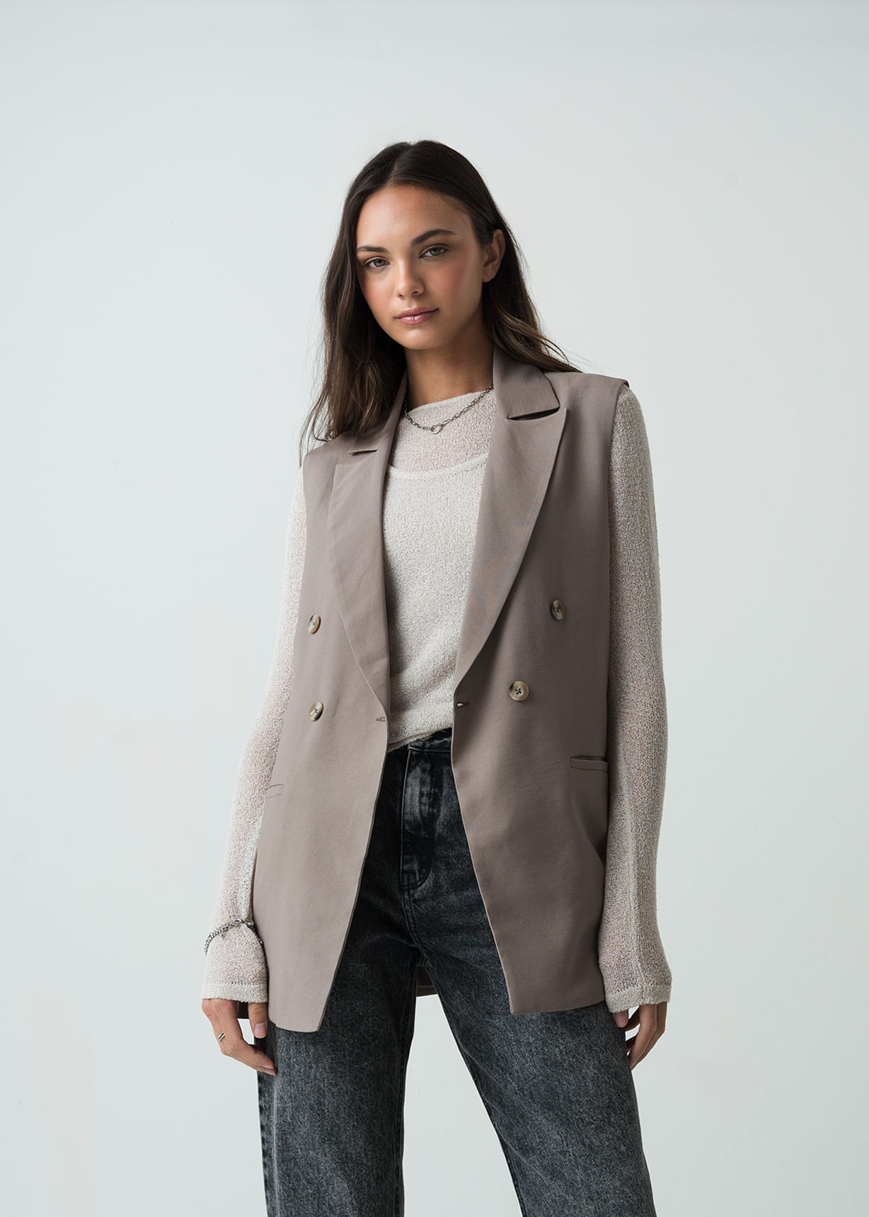Chaleco largo tipo blazer