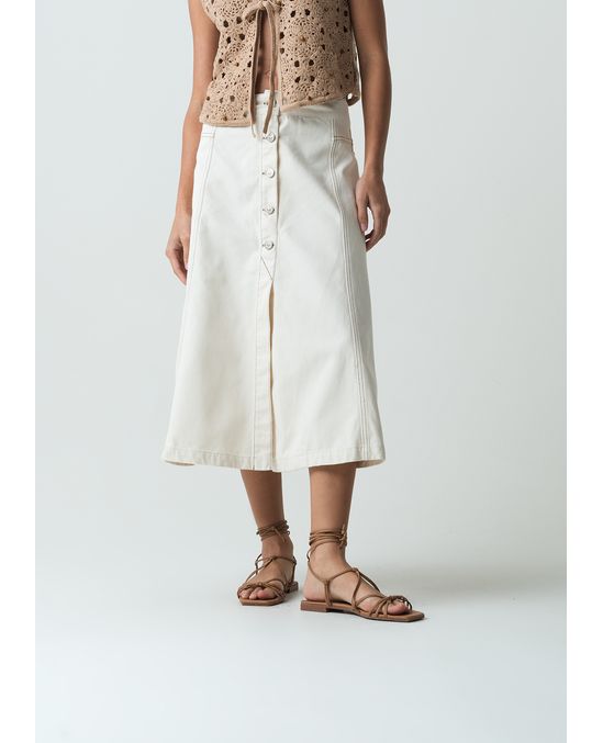 Falda midi en white denim