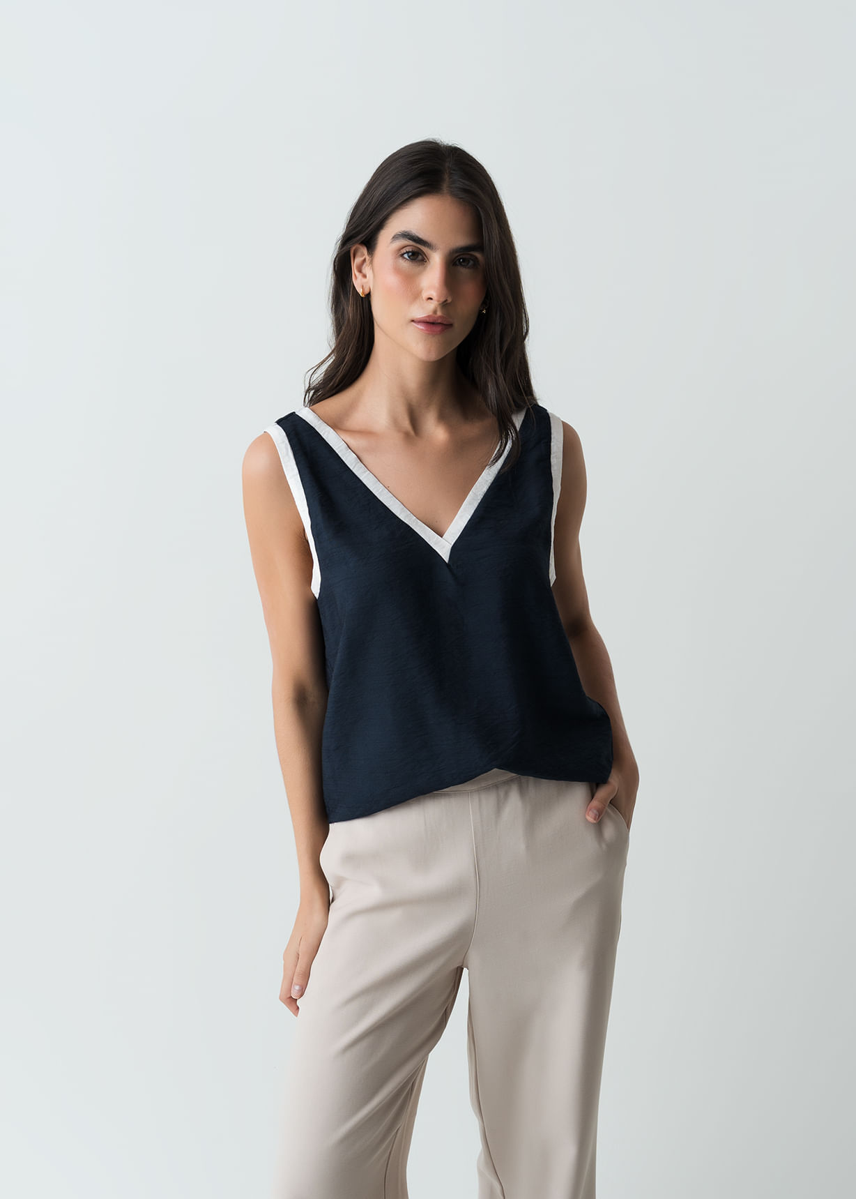 Camisa manga sisa con escote en V