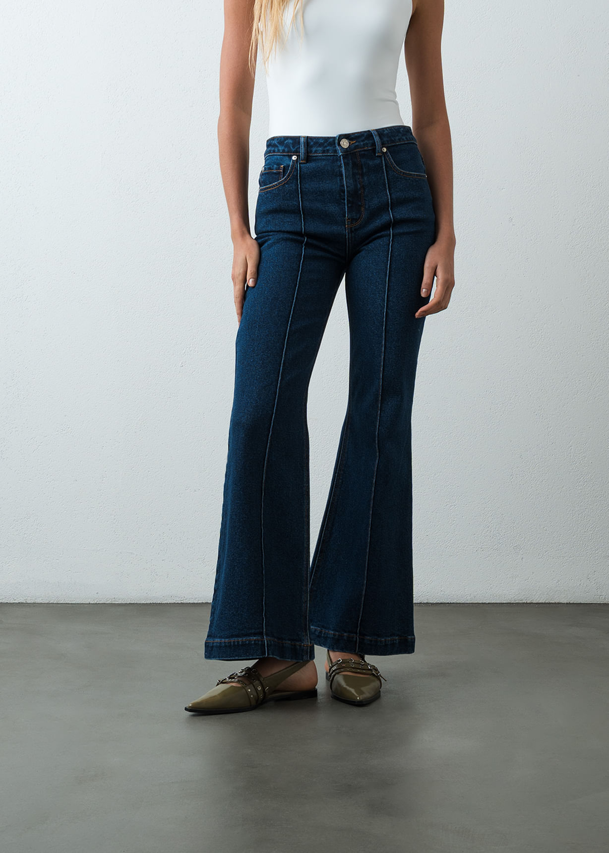 Jean Flare tiro medio