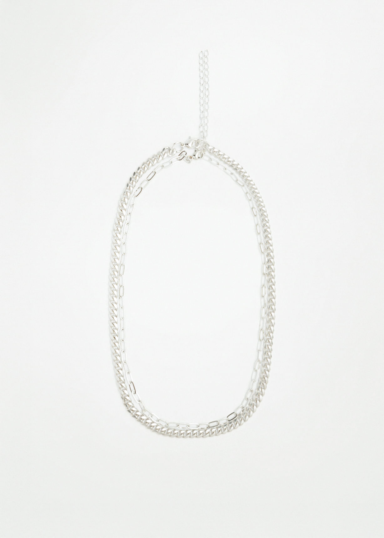 Collar con doble cadena