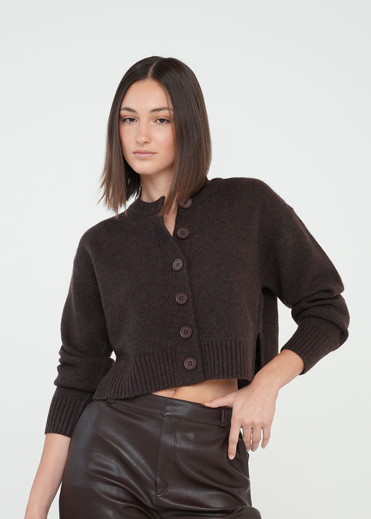 Buzo tejido con abertura