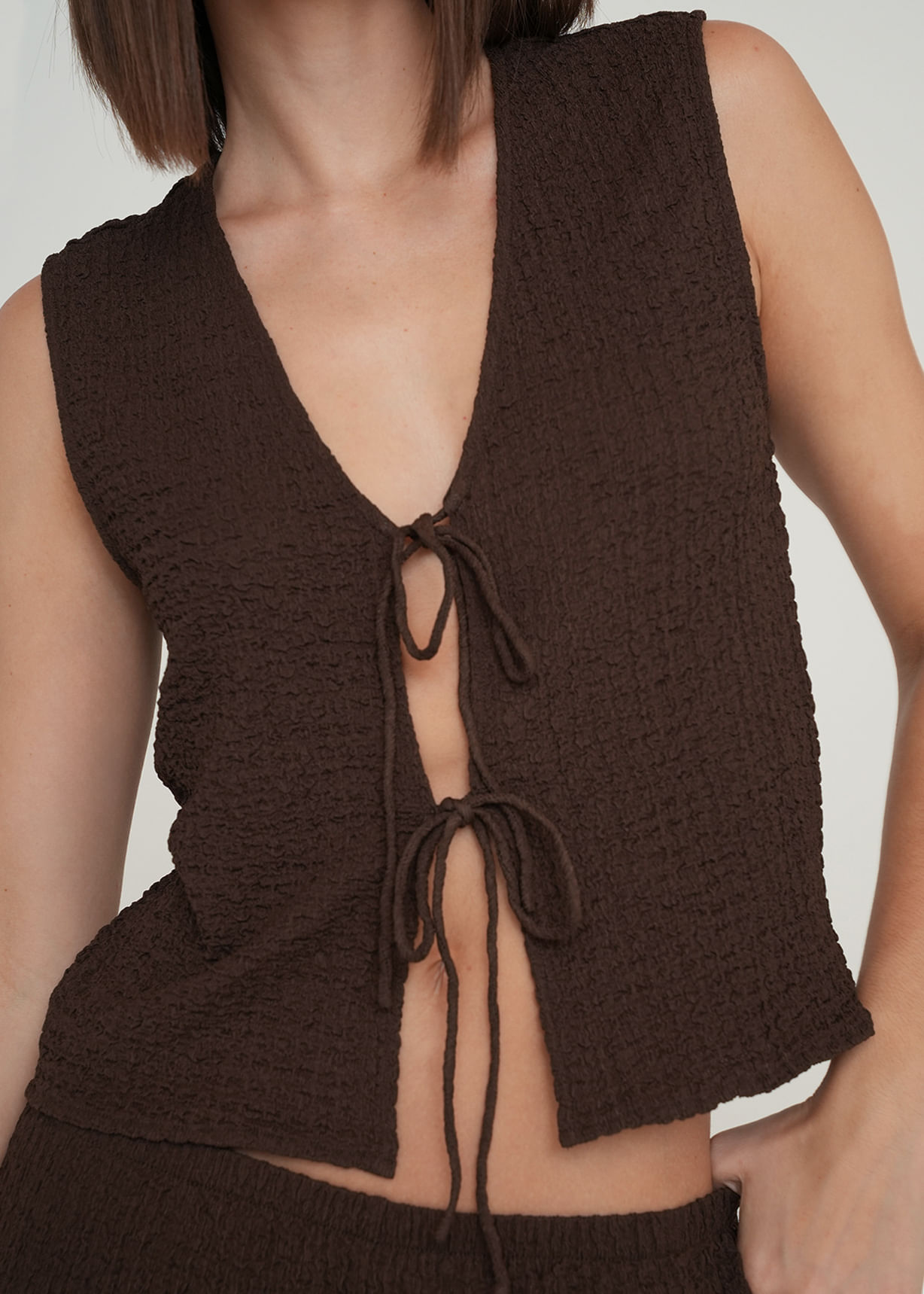 Camiseta para anudar en escote