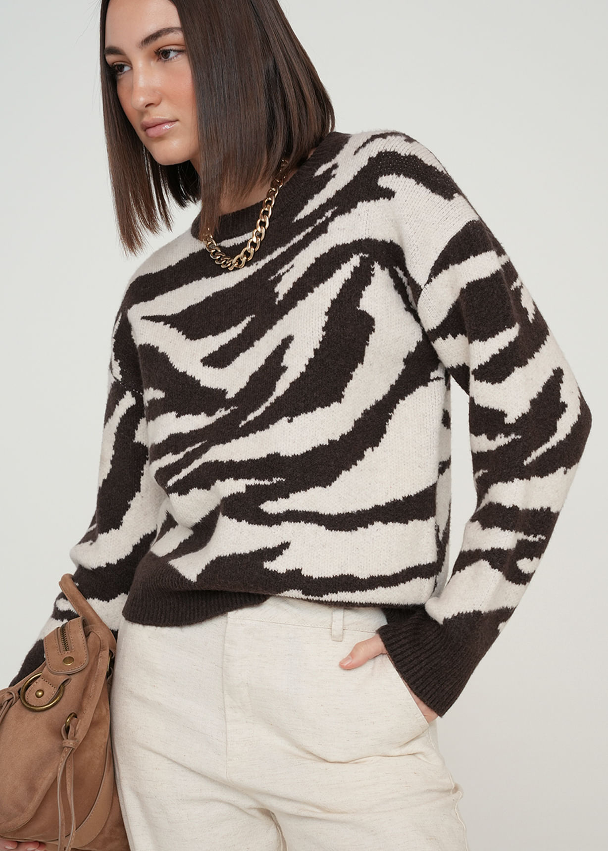 Buzo tejido de animal print