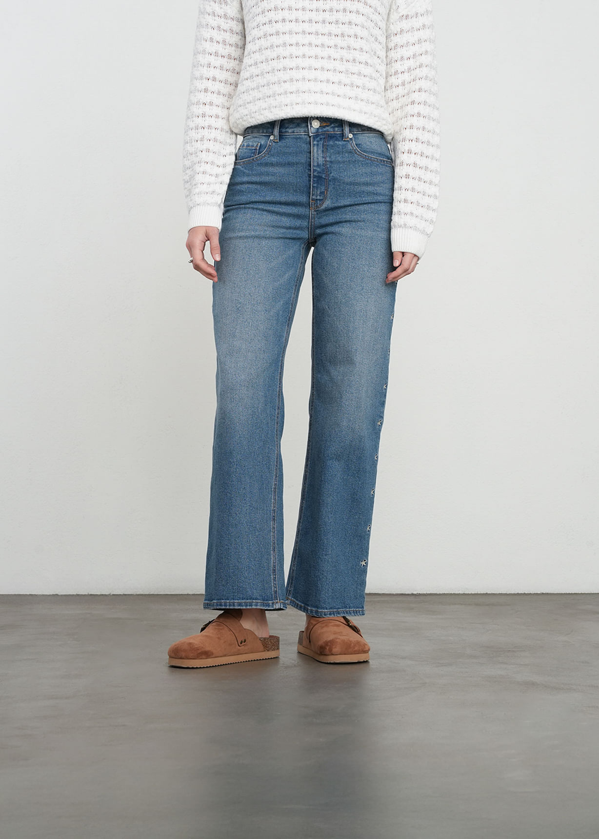 Jean Straight con estrellas