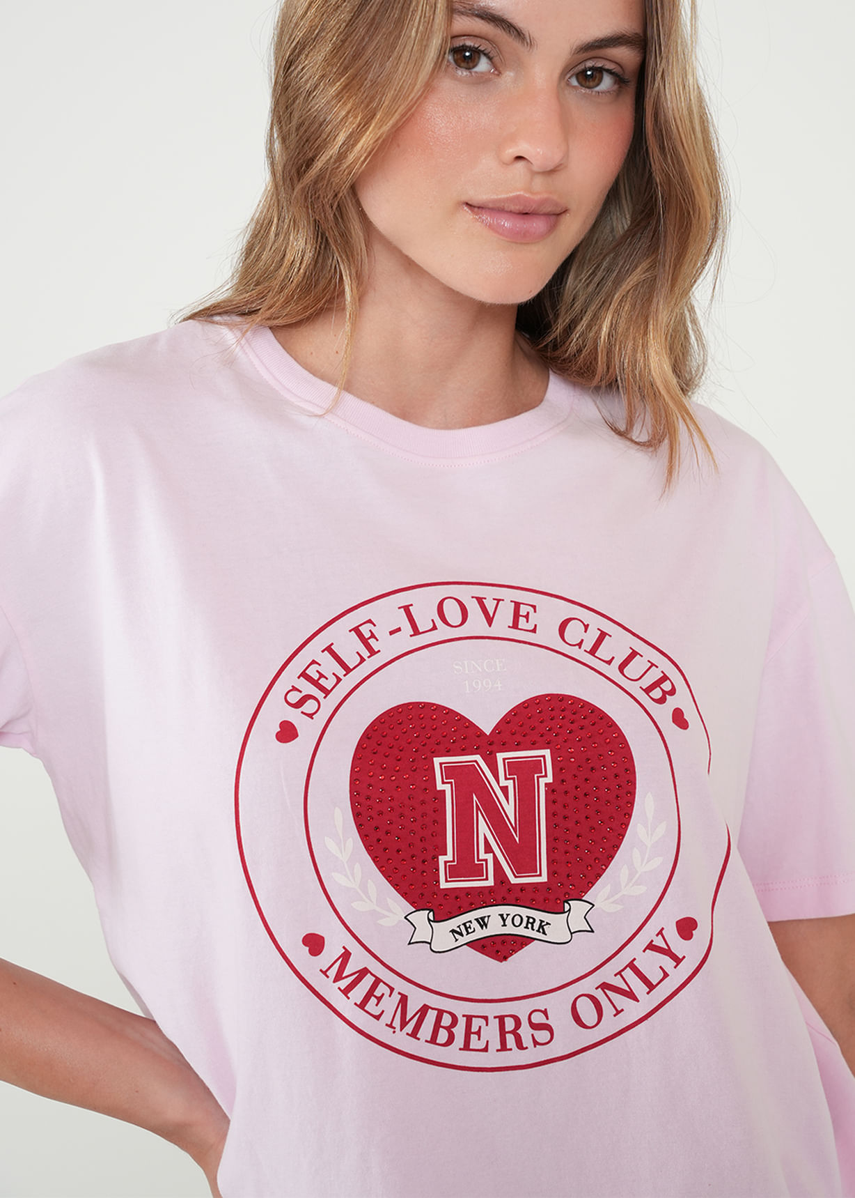 Camiseta básica con logo