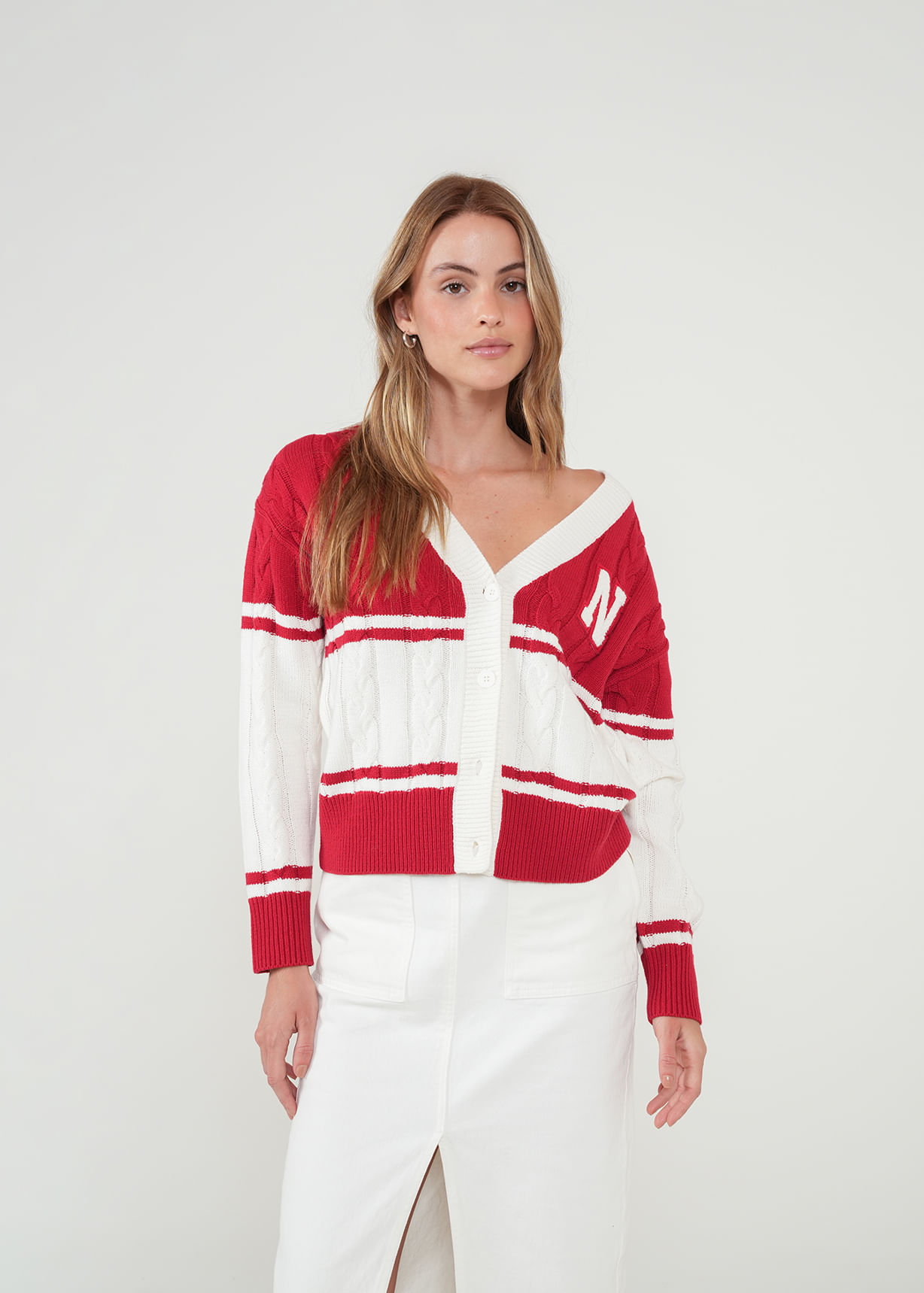 Buzo tejido con botones