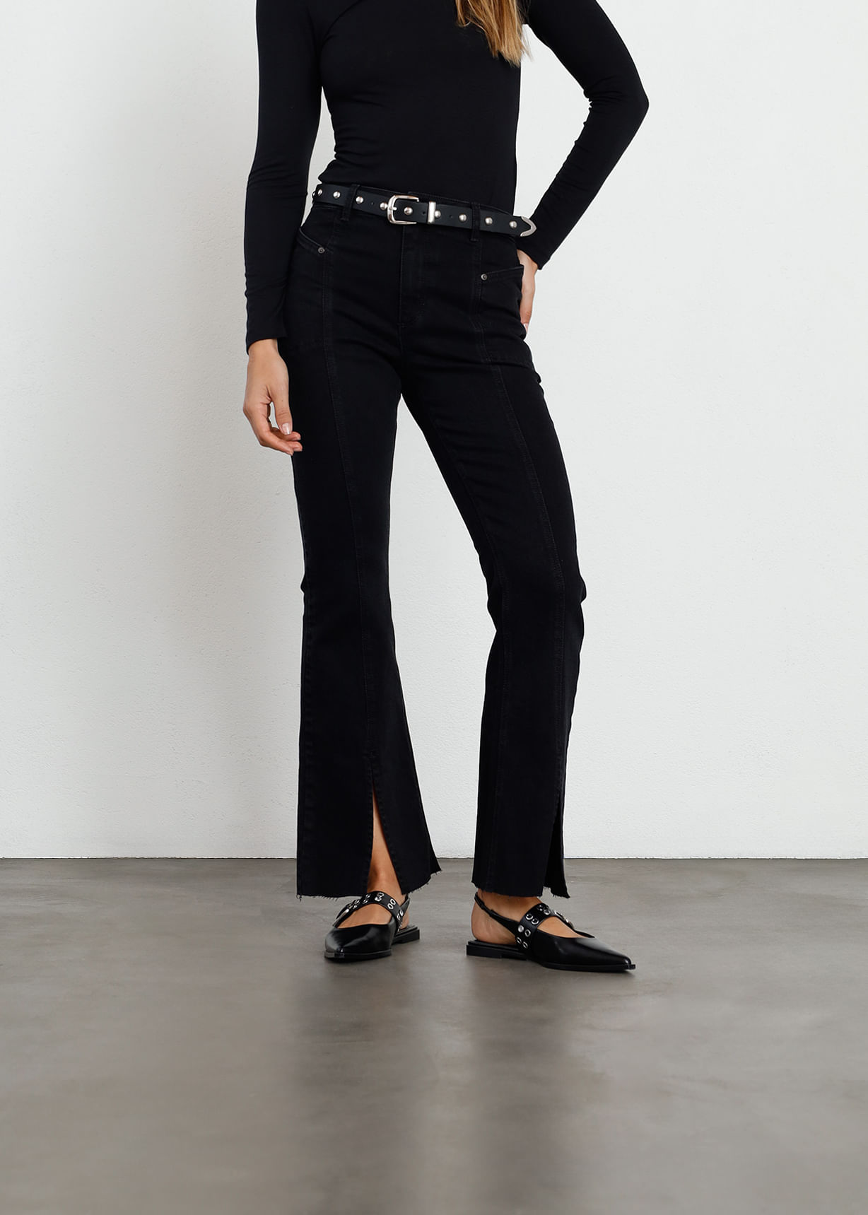 Jean Flare con abertura en bota