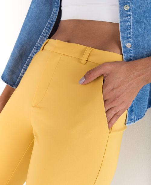 Pantalón para mujer negro Baggy tiro súper alto con botones expuestos